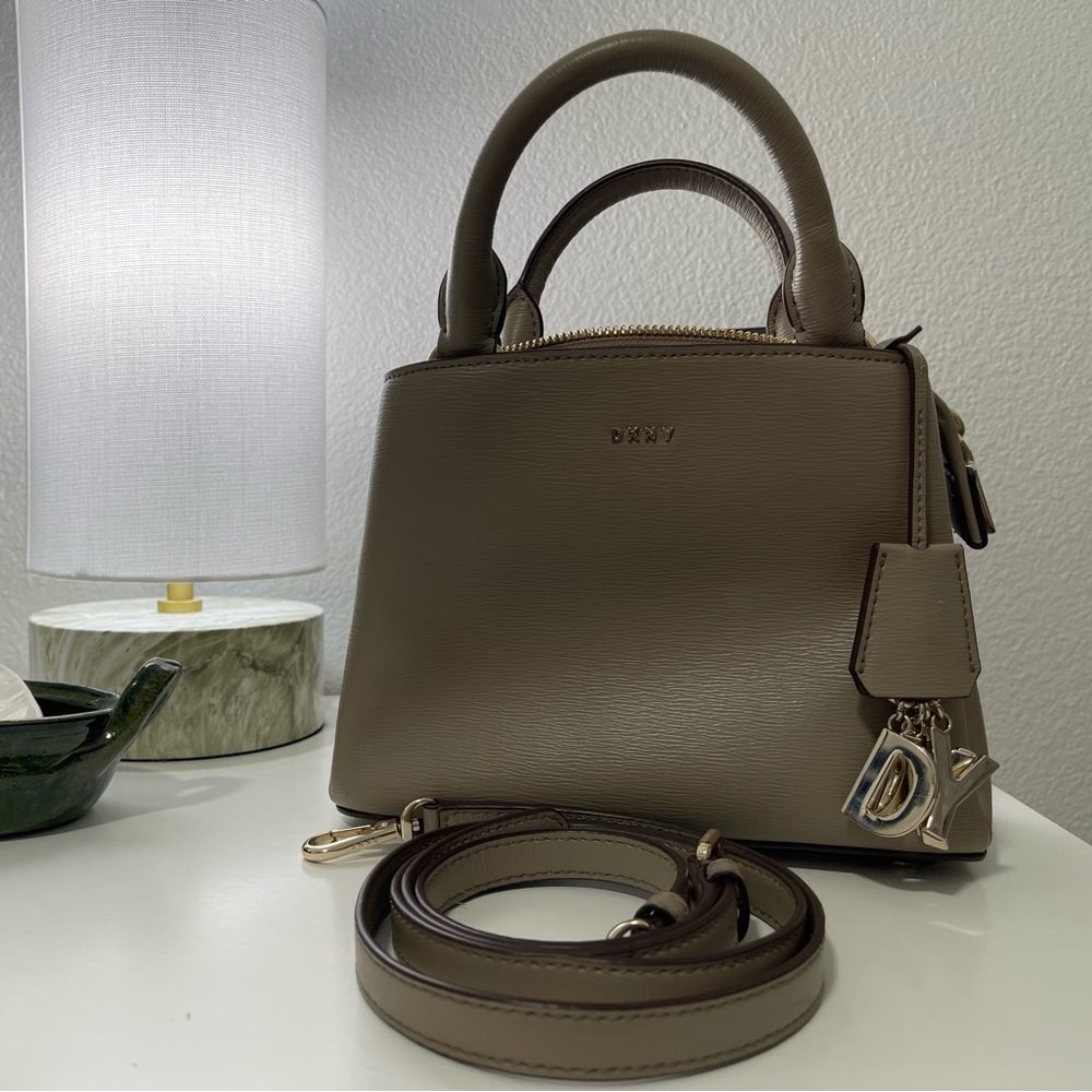 Preloved DKNY SATCHEL